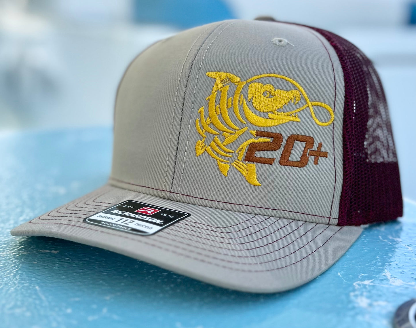 20+ Fishing cap- Khaki / Burgundy